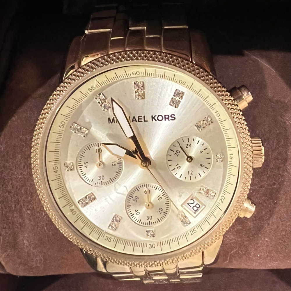 Michael Kors Rose Gold Chronograph Watch - Picture 3 of 4